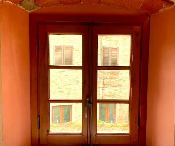 Farneto Case Malva