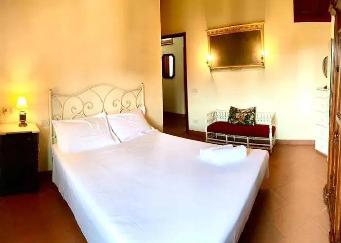 Farneto * Case Malva